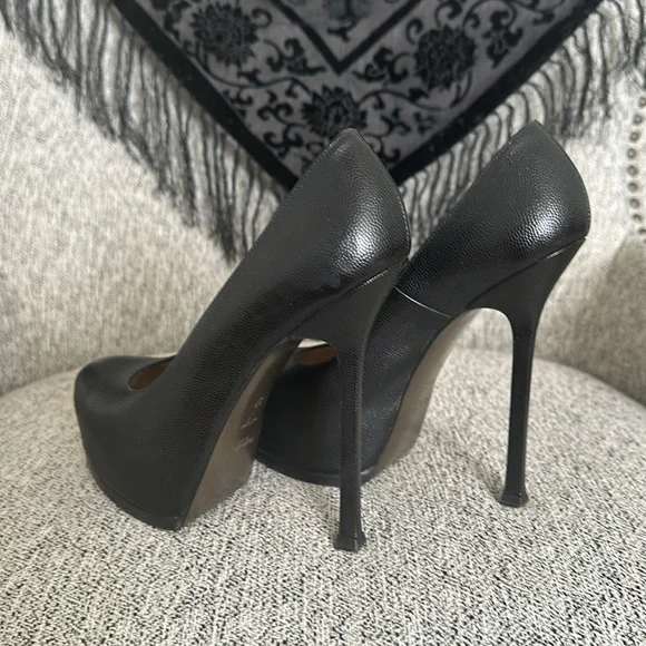 YSL Tribute Heels size 37 - Picture 6 of 8
